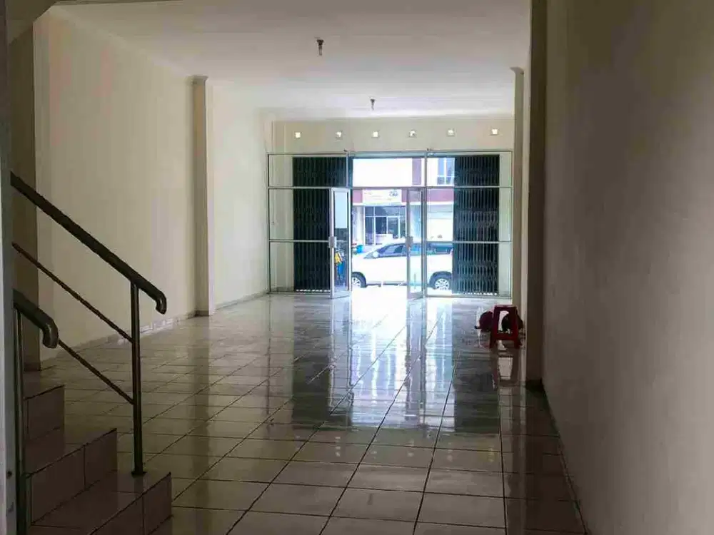 Dijual Ruko Tingkat 2 Lantai Siap Pakai di Tanah Mas, Semarang