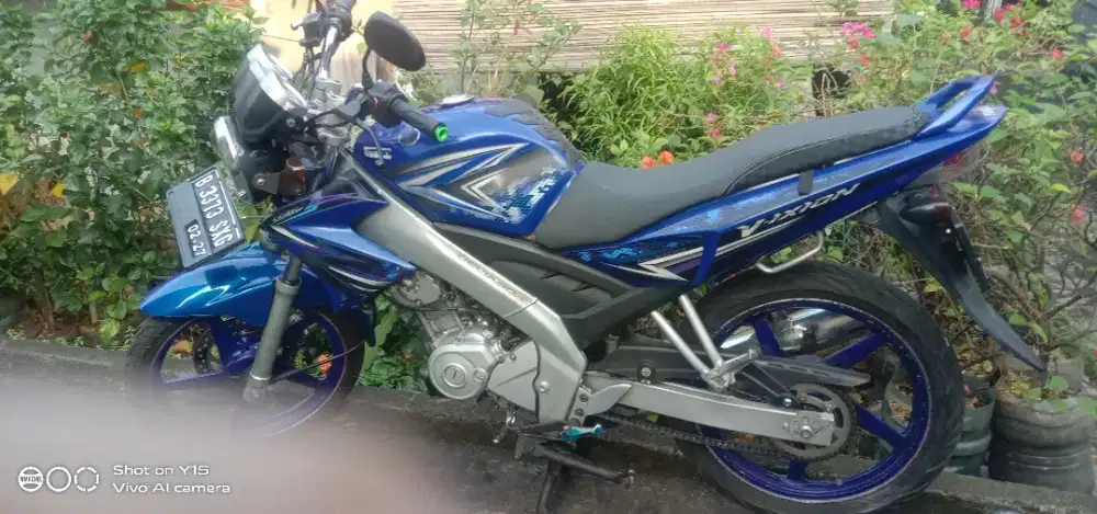Dijual Vixion THN 2008 pajek telat 2021 motor masih ok warna biru gan