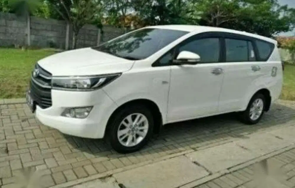 Toyota Kijang Innova 2016 Bensin