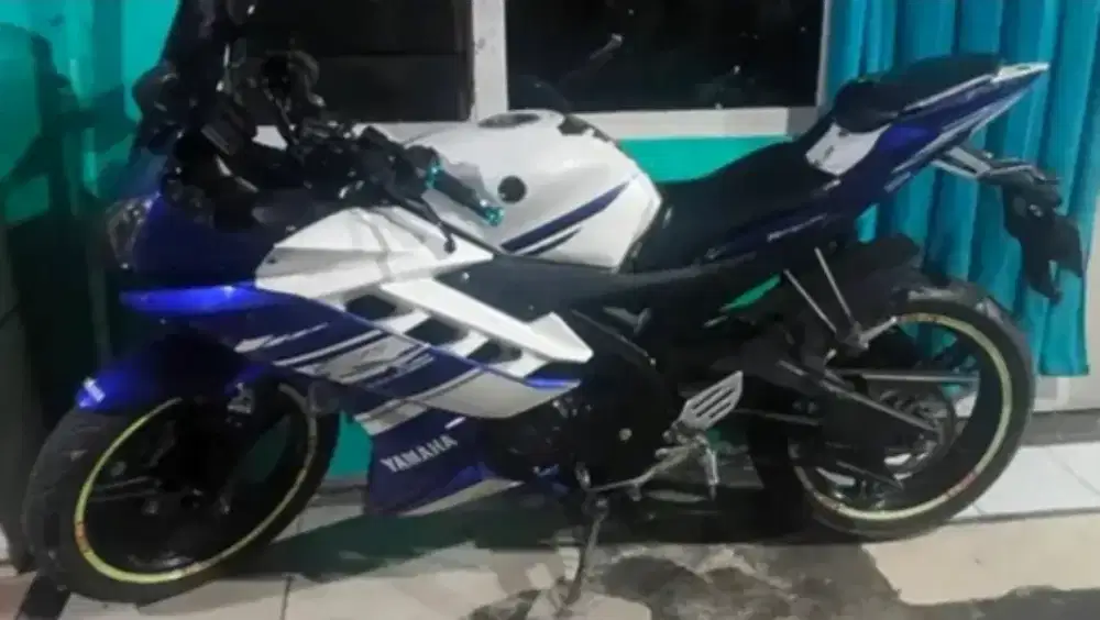 Jual cepat Yamaha sport R15 v2 standart plat hidup panjang