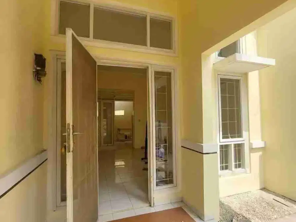 DISEWAKAN RUMAH METLAND PURI