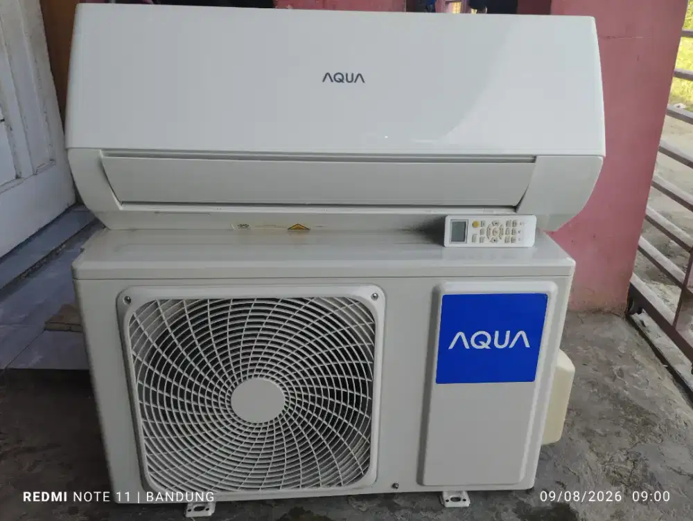 Ac AQUA digital R32 1/2pk +pasang garansi