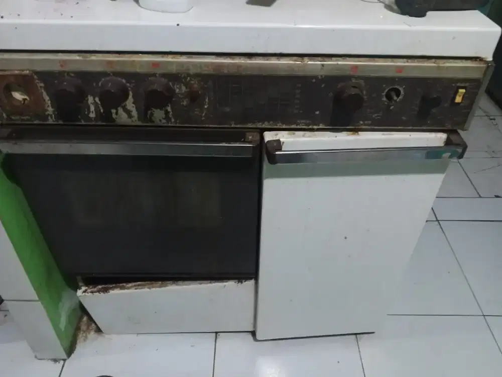kompor satnding Philips
