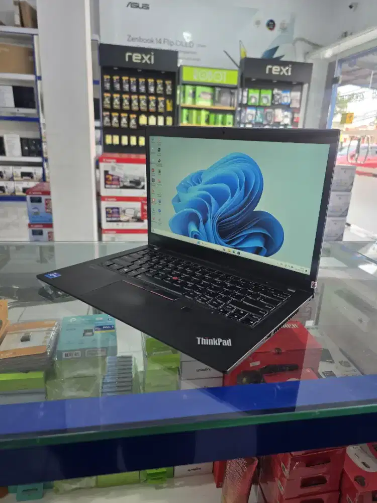 LAPTOP LENOVO THINKPAD I7 GEN11 RAM 16GB SSD 256GB TOUCHSCREEN
