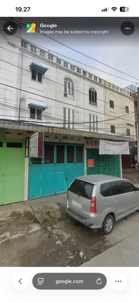 Ruko 3 lantai siap huni , full perabot