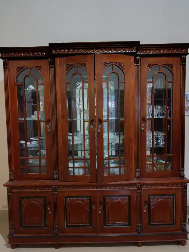 Lemari Jepara 4 pintu