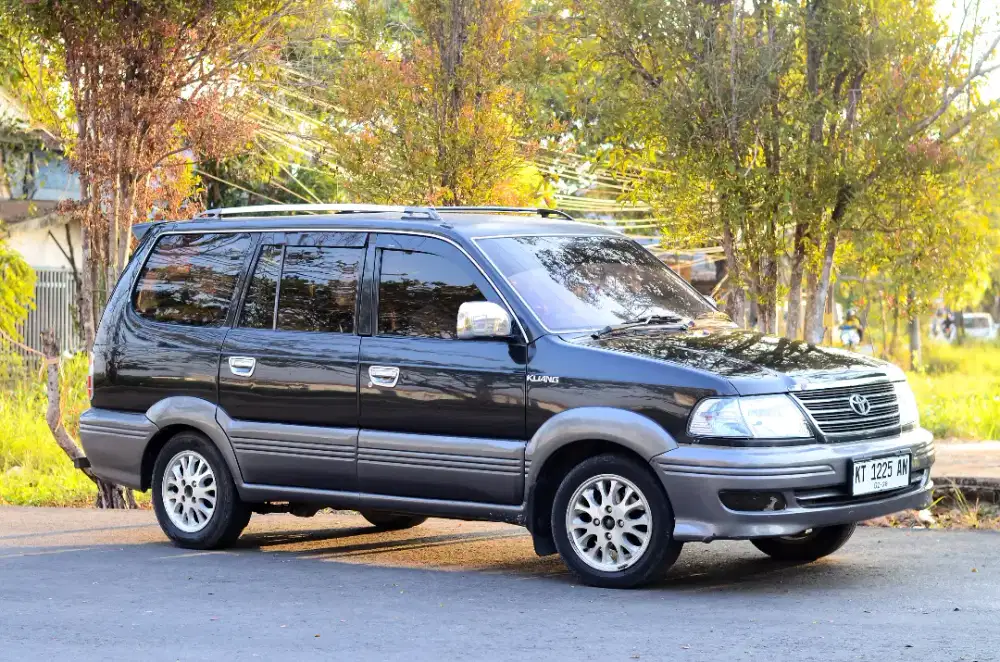 Kijang Krista Bensin tranmisi metik