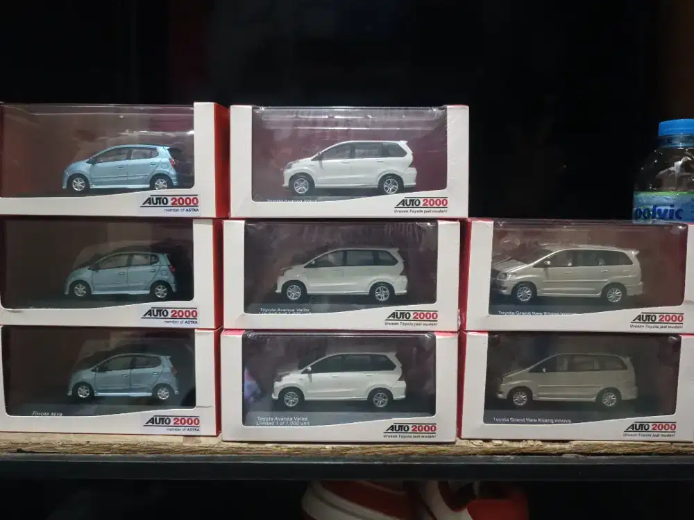 Diecast skala 1;43... Agya, Avanza, Innova