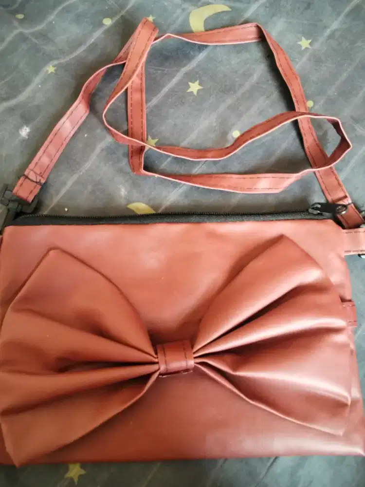 Tas selempang perempuan baru