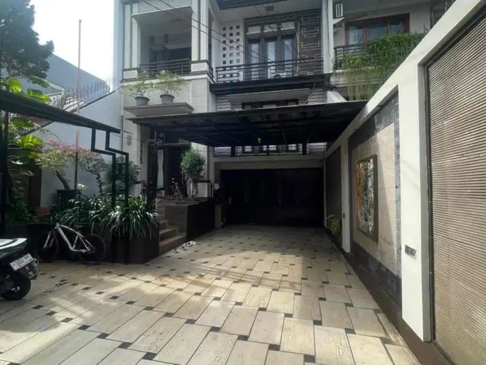 Rumah Strategis di rawa belong  kebon jeruk jakarta barat