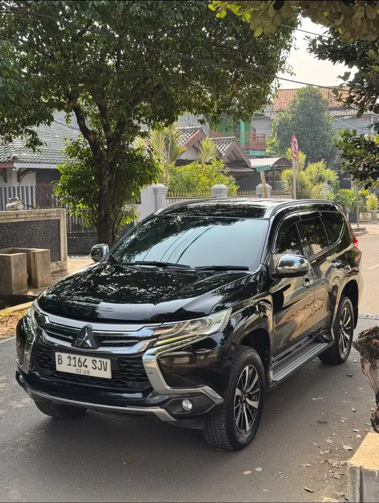 Pajero Sport Dakar Ultimate Solar 2018 4x2 AT