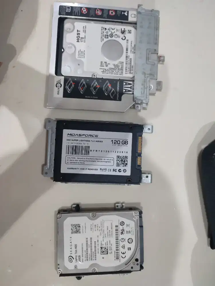 Jual komponen laptop SSD , NVME M2 , hdd laptop