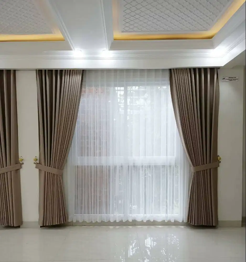 Jasa Pasang Gorden Custom Wallpaper Dinding 3D Gordyn Hordeng Korden