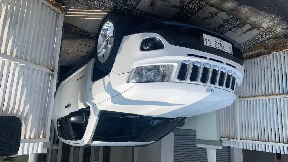 Jeep compass 2013 white putih jual bu jeep kompas limited 2012/2013