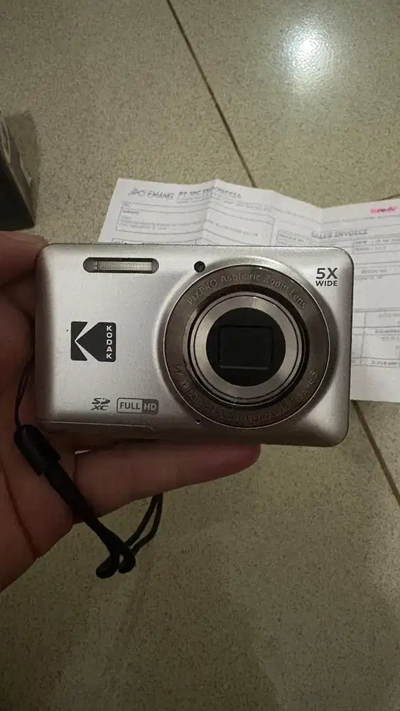 Digital camera kodak pixpro FZ55