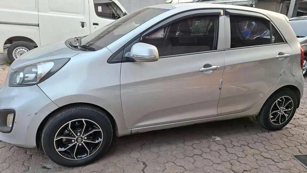 Kia Picanto 2011 Bensin