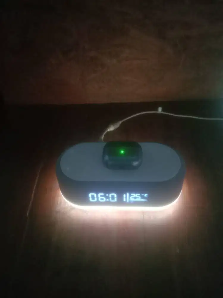 Jam LED Alarm Wireless Charging Lampu Tidur + Adaptor dan Kabel Data