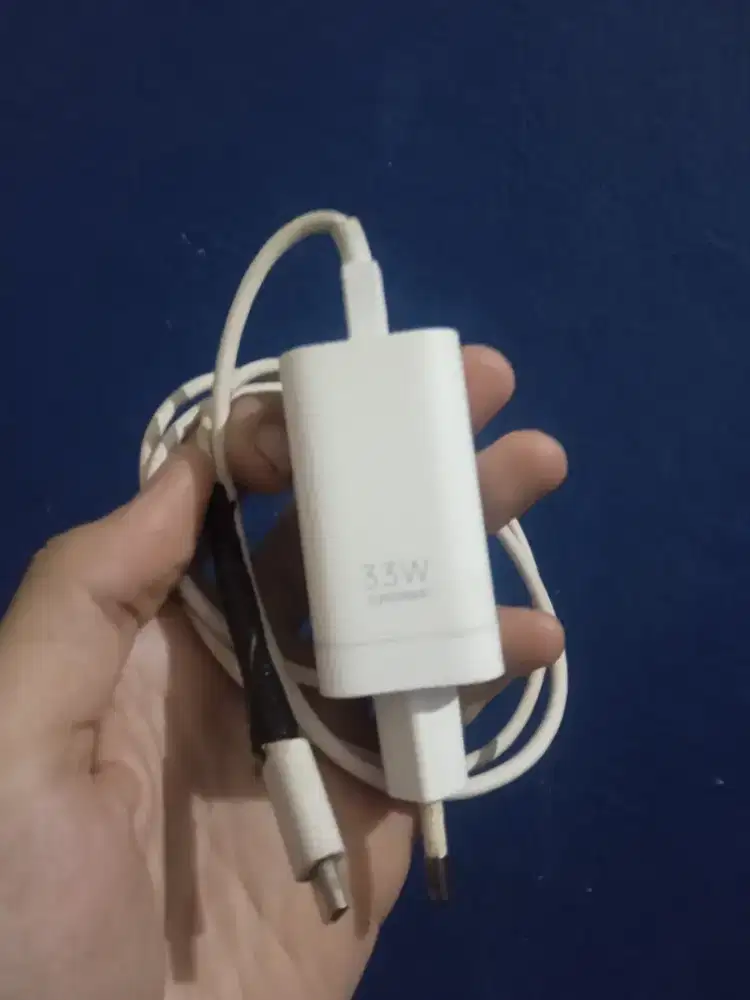 Casan Ori Copotan HP Realme 33Watt SuperVooc