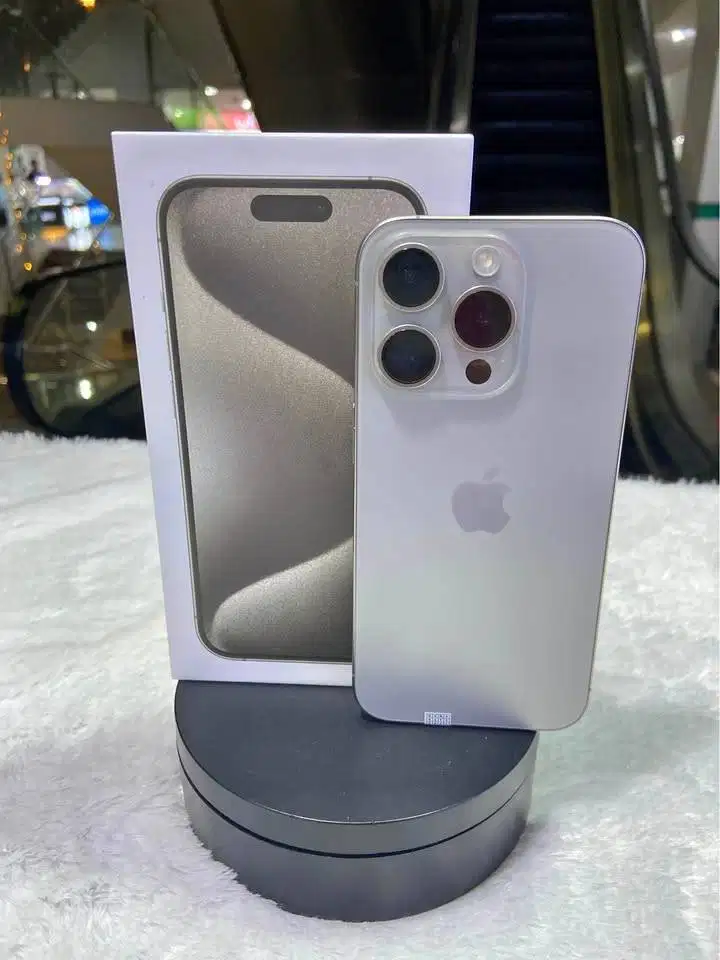 Second IPHONE 15 PRO 128gb Natural Titanium IBOx Welljoss