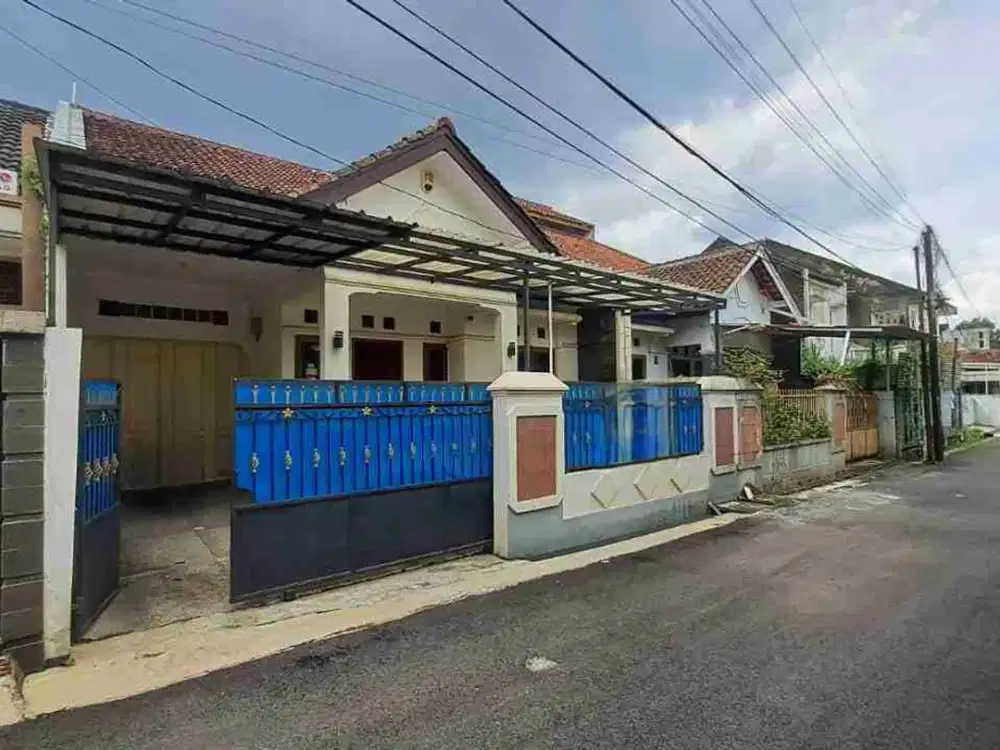 dijual rumah siap huni kawasan strategis pusat kota murah di buah batu dekat batununggal kota bandung