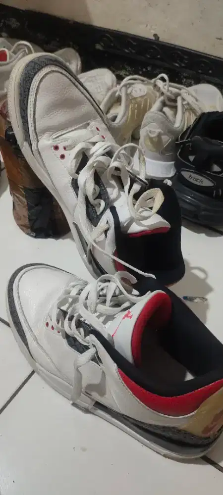 Thrifting sepatu NIKE insole 27,5