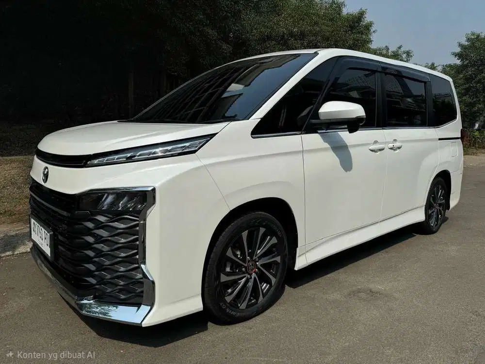 Toyota Voxy 2024 Bensin