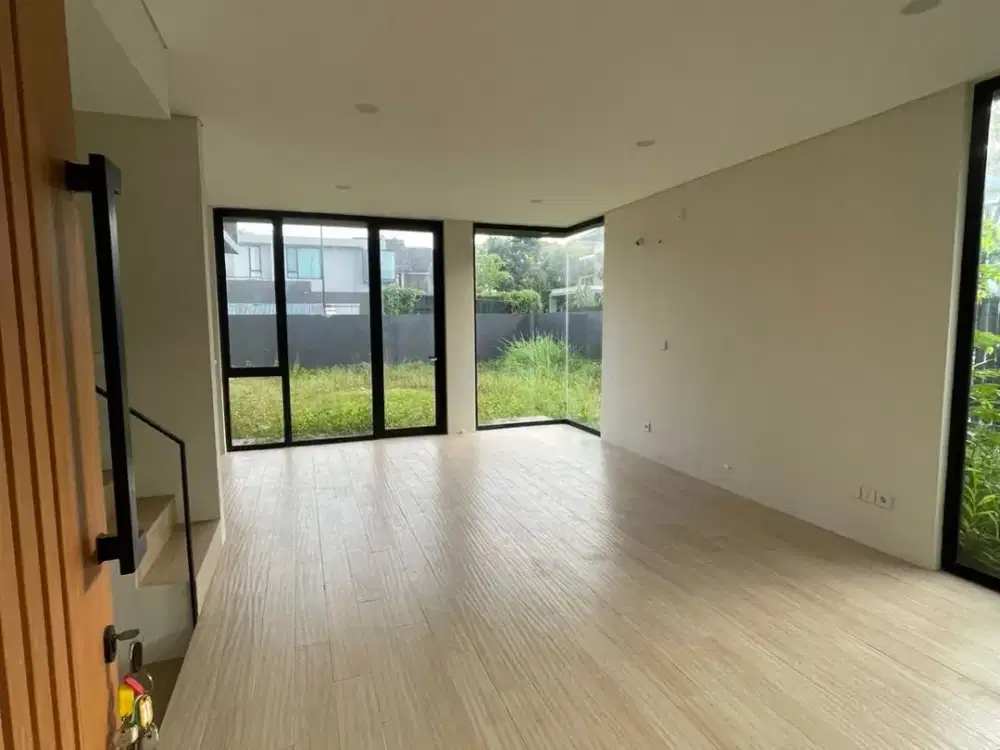 Rumah Cluster The Colony Himalaya Lippo Karawaci deket Gading Serpong