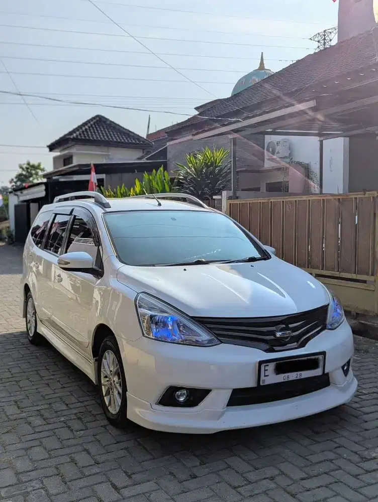 Nissan Grand livina 2013 Bensin