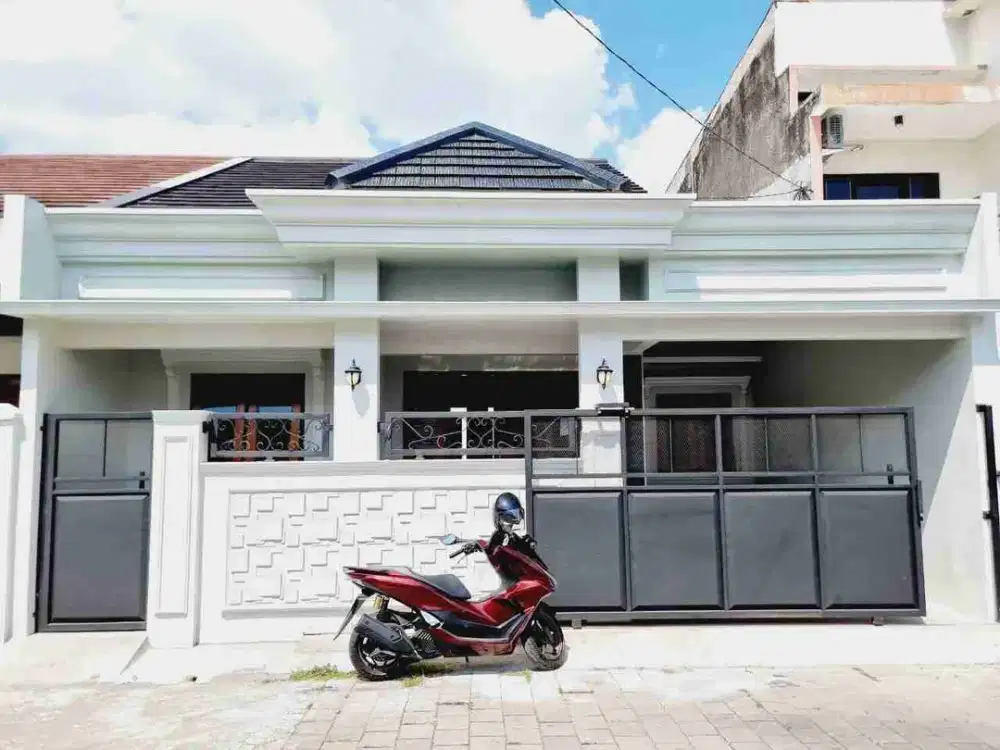 Rumah Cluster Gentan dekat Mangeati Raya Semi Klasik