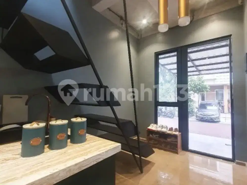 Dijual Rumah 5X8 Virginia Village 3 Lantai, Gading Serpong