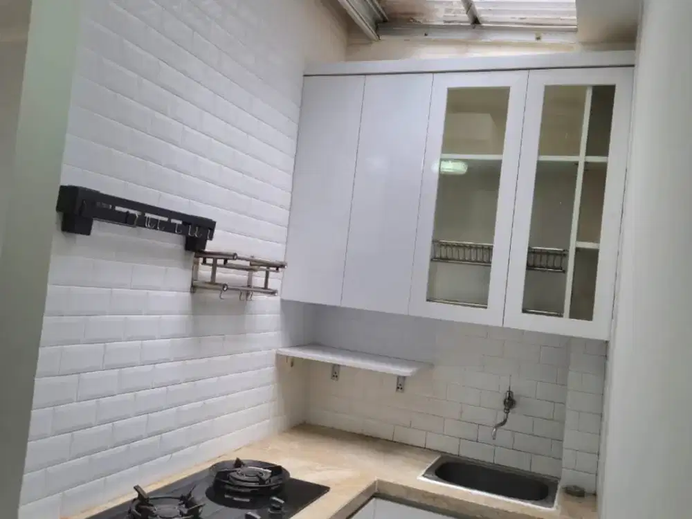 No Cobroke. Dijual Rumah Rapi, Siap Huni, Terenovasi di Boston, Gading Serpong