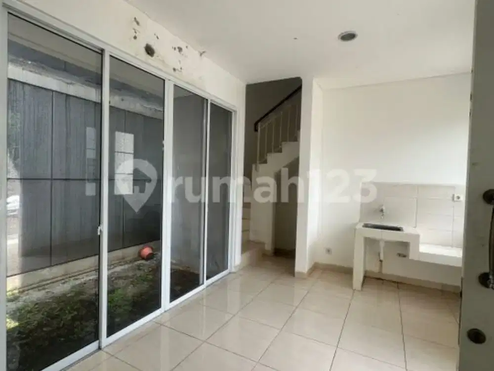 Jual Cepat Rumah 2 Lantai Azzura , Vanya Park Bsd