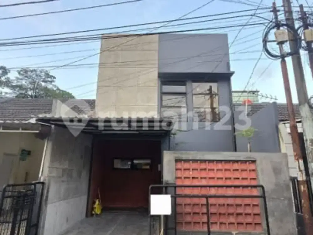 Dijual Rumah Design Industrial 2 Lantai SHM di Bsd Nusaloka