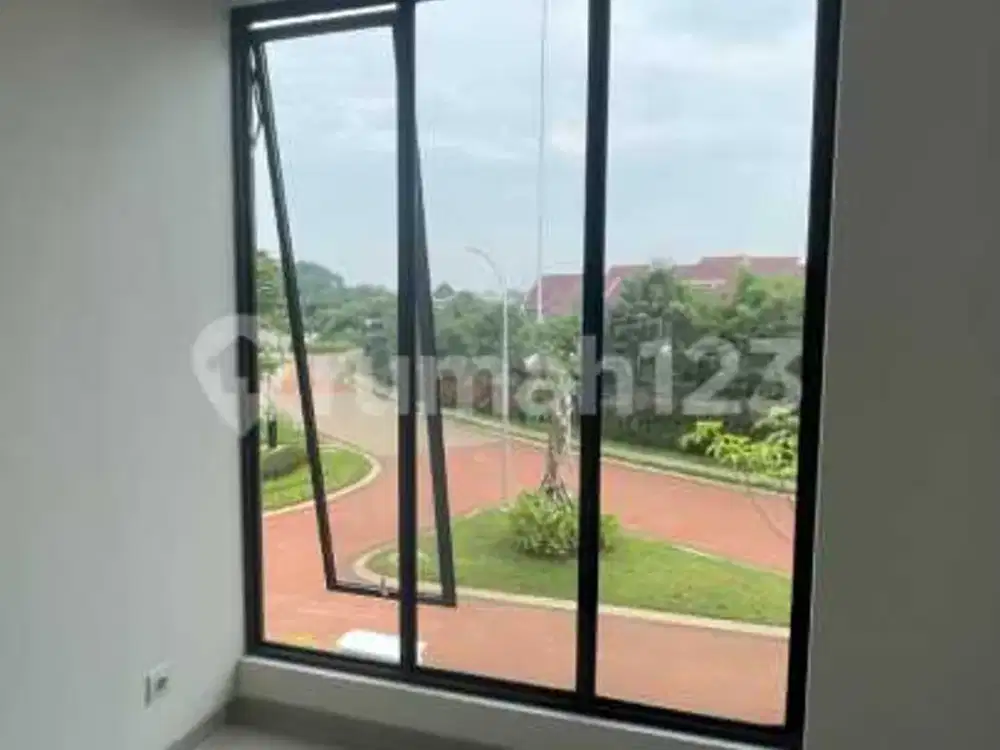 Dijual Rumah ⁠Non-Furnished Siap Huni di Perumahan Serpong Jaya