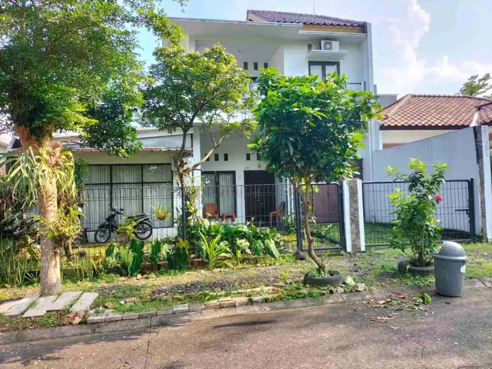 Disewakan Rumah The Beverly Sentul City