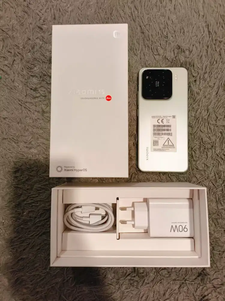 Ready Xiaomi 15 12/512gb Fullset Resmi Garansi on