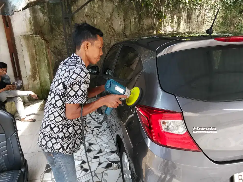 Salon mobil panggilan