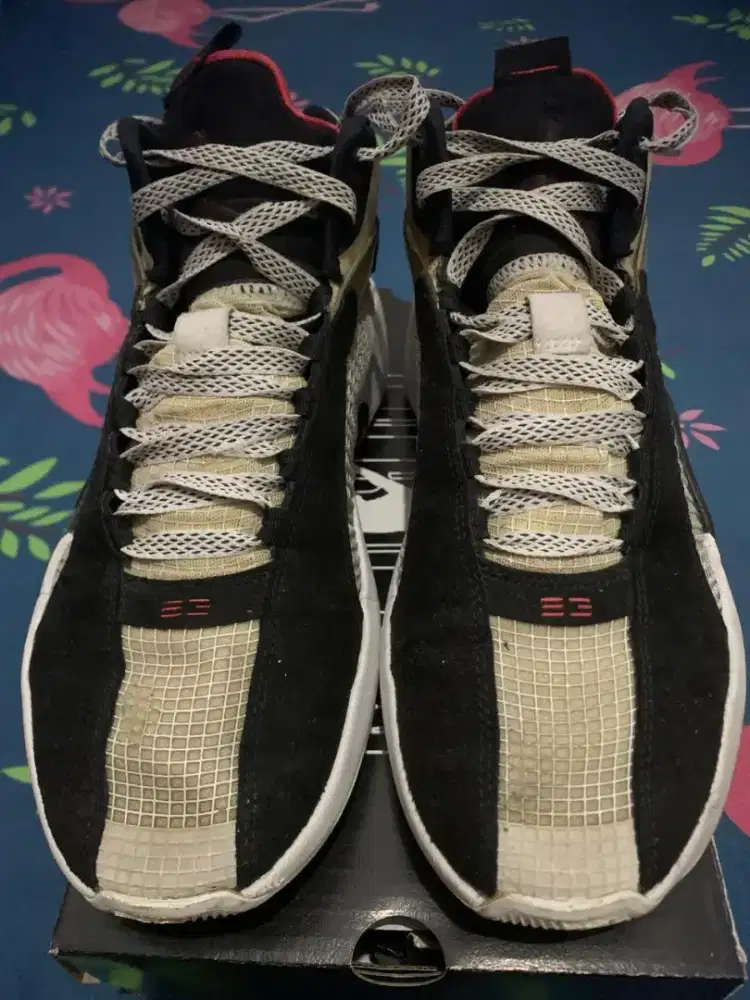 Sepatu Air Jor*an 35