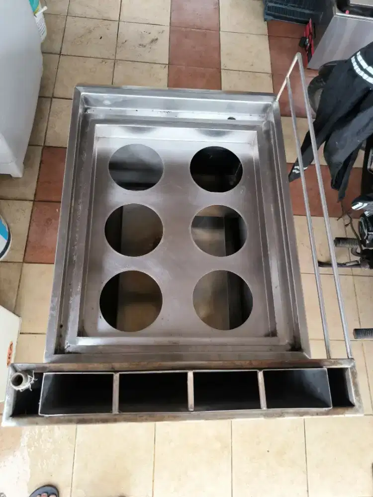 Dijual gas noodle boiler  kompor gas rebusan mie 6 lubang second