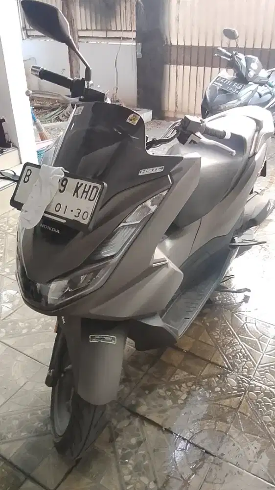 PCX 160 ABS 2024 akhir warna Brown Matte istimewa