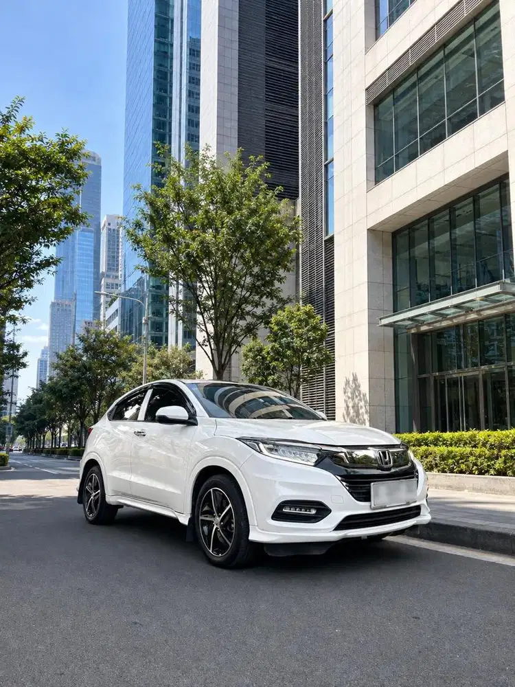 HRV PRESTIGE 1.8 2021 PANORAMIC SUNROOF