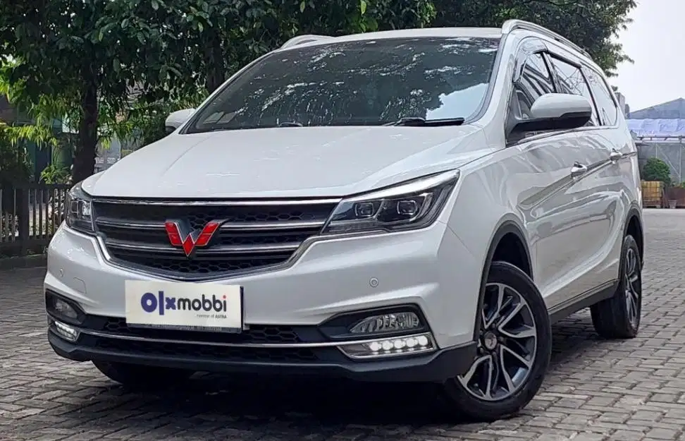 TDP 6, JT Wuling Cortez 1.8 L Lux AMT Bensin-AT Putih 2018
