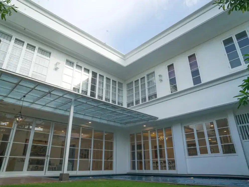 [FOR SALE - KEMANG] BRAND NEW HOUSE – MODERN CLASSIC | FULLY FURNISHED AT KEMANG JAKARTA SELATAN
