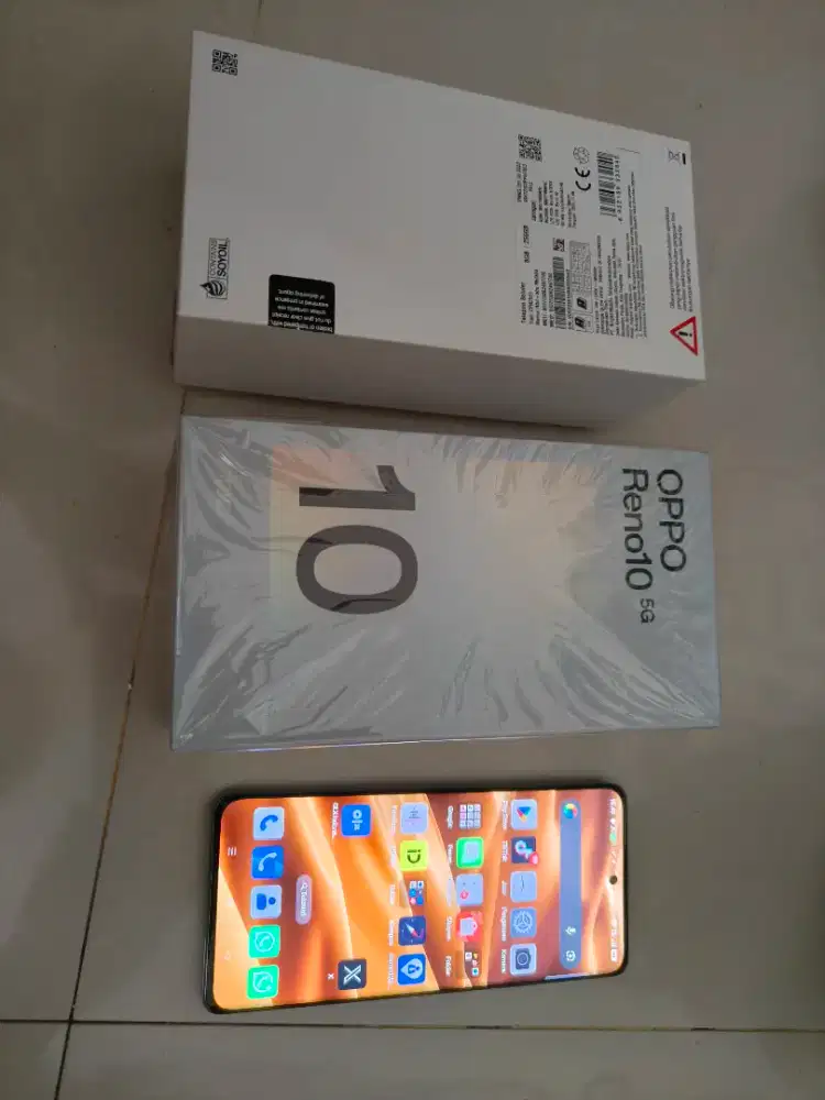 Oppo reno 10 8/256/5G 99.9%mulus