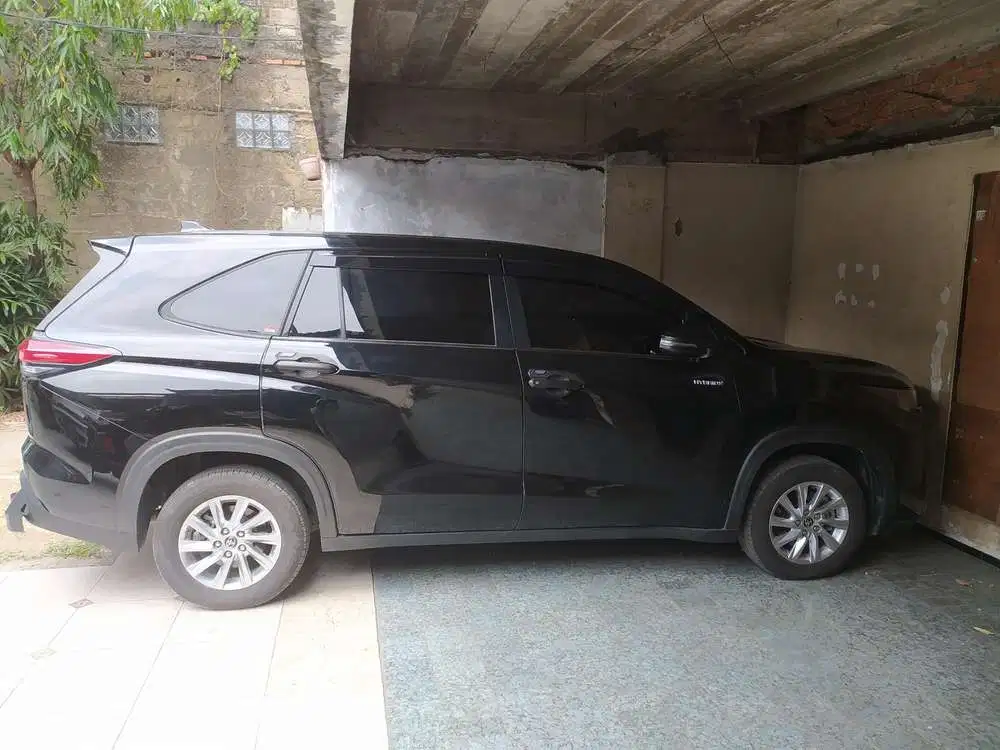 Toyota Kijang Innova 2025 Hybrid