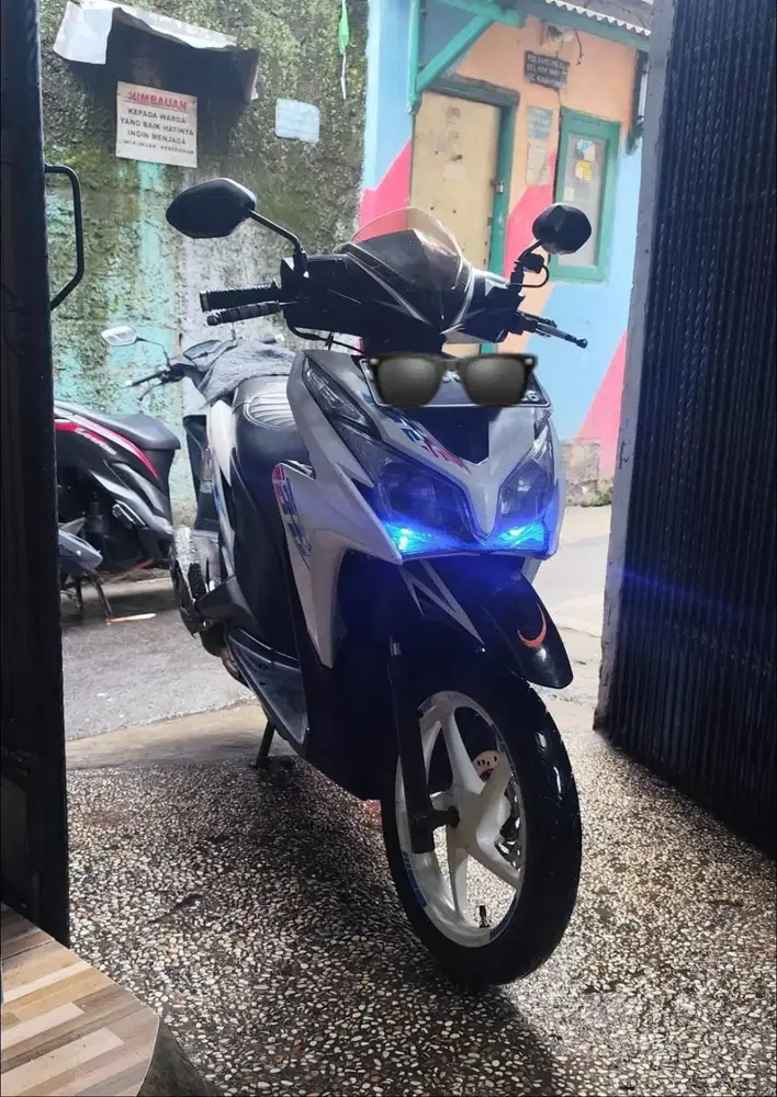 VARIO 125 KZR 2012