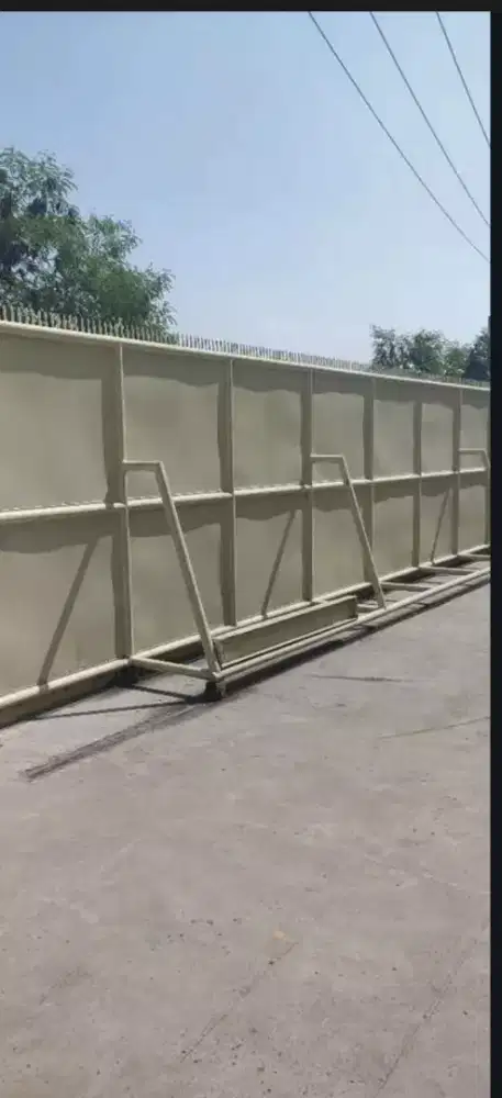 Service pintu Gerbang