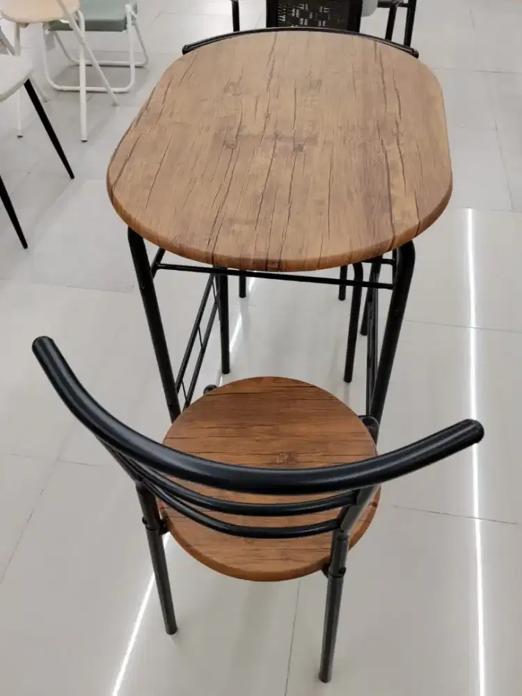Selma Hana Set Meja Makan 2 Kursi