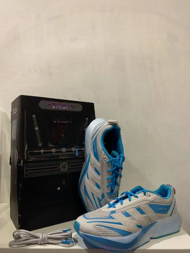 Adidas Lightblaze Tron (Special Box) Size US 9.5 / Euro 43 BNIB