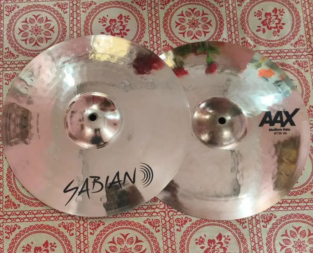 Hihat 14 Sabian AAX medium 1035 /1400 grams
